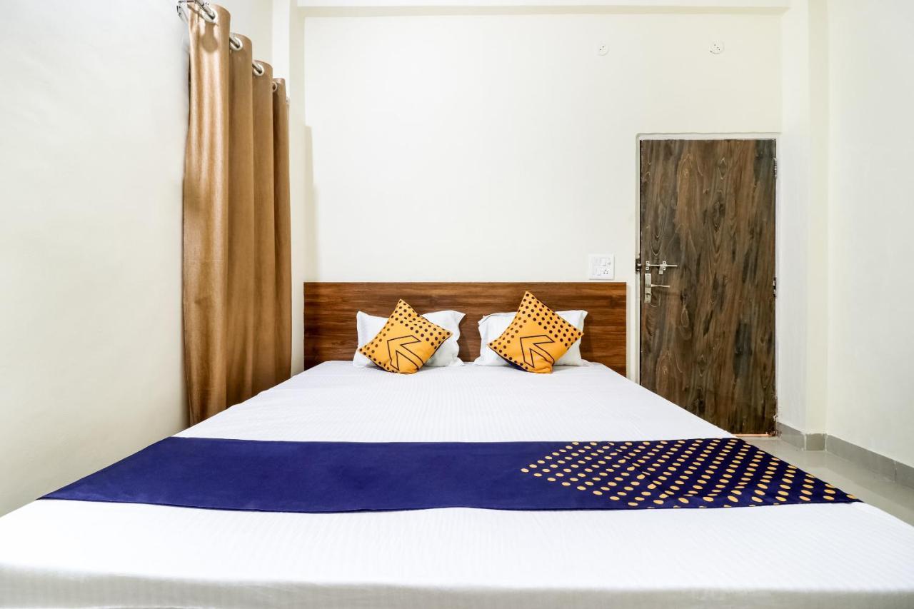 Oyo 40073 Yash Homestay Samarda Kaliasot Exterior foto