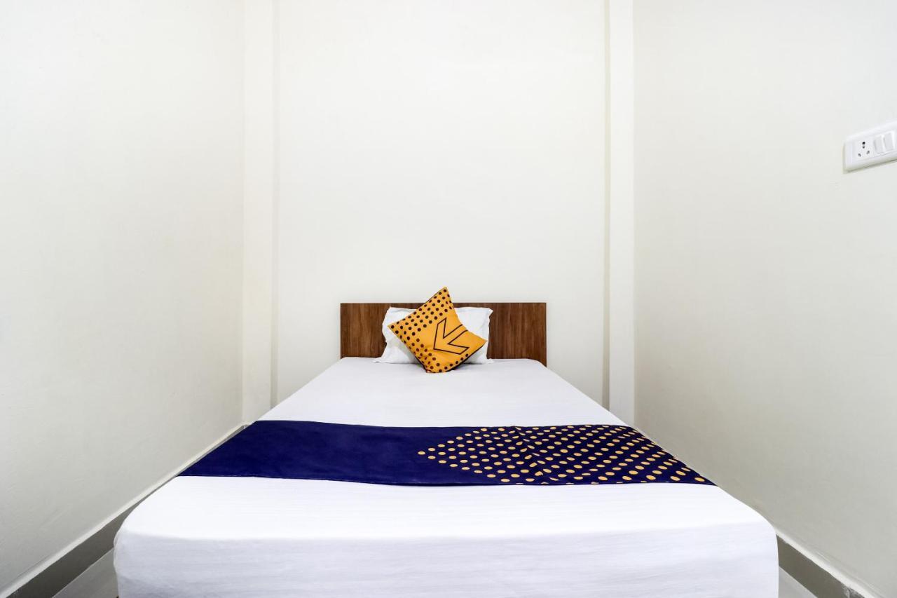 Oyo 40073 Yash Homestay Samarda Kaliasot Exterior foto