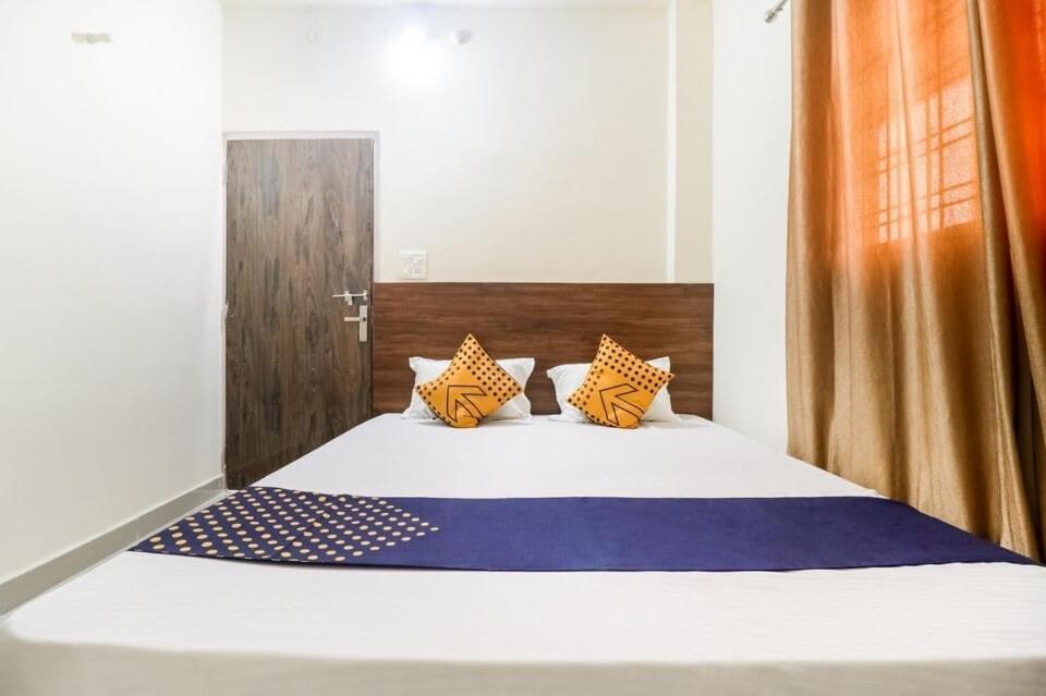 Oyo 40073 Yash Homestay Samarda Kaliasot Exterior foto