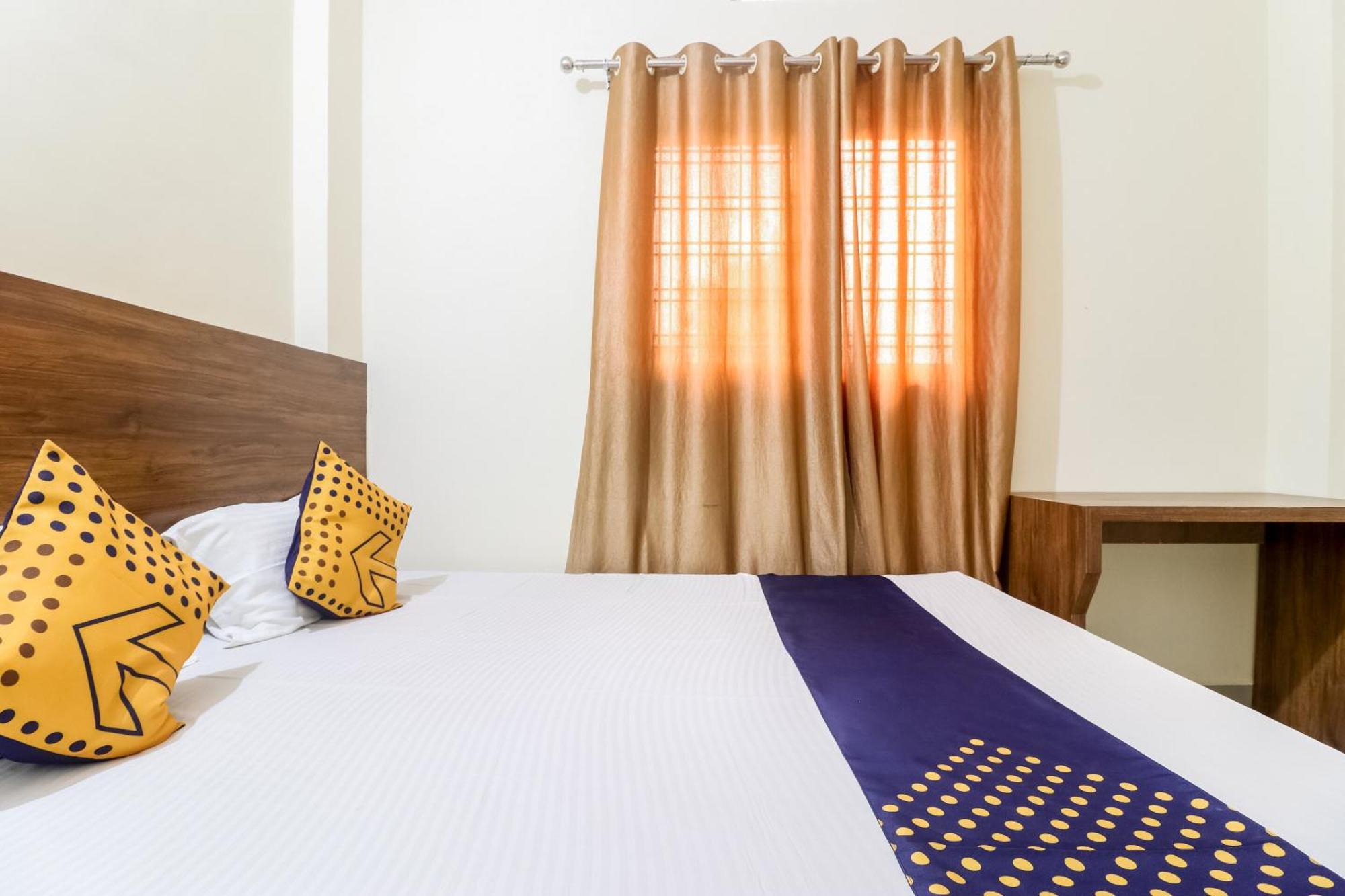 Oyo 40073 Yash Homestay Samarda Kaliasot Exterior foto