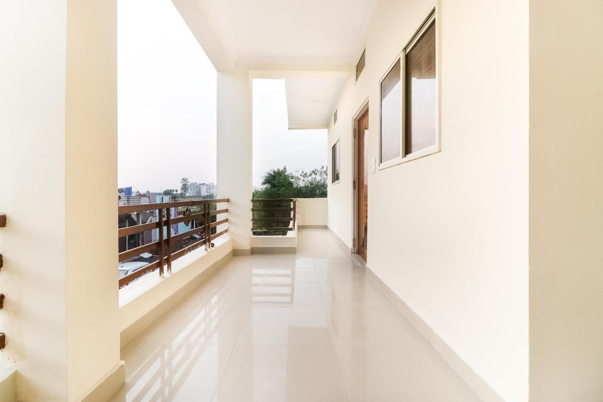 Oyo 40073 Yash Homestay Samarda Kaliasot Exterior foto