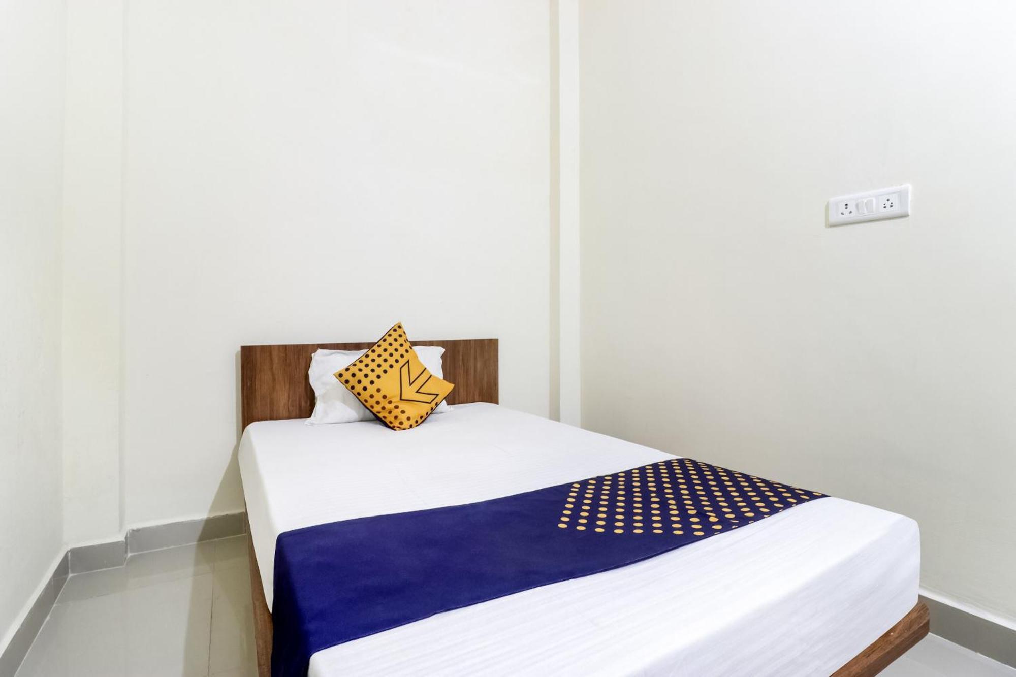 Oyo 40073 Yash Homestay Samarda Kaliasot Exterior foto
